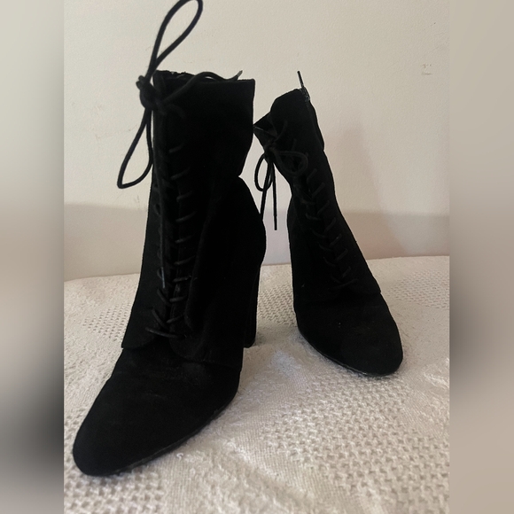 Steve Madden size 7 lace up zip up black Elley boots - Picture 7 of 7